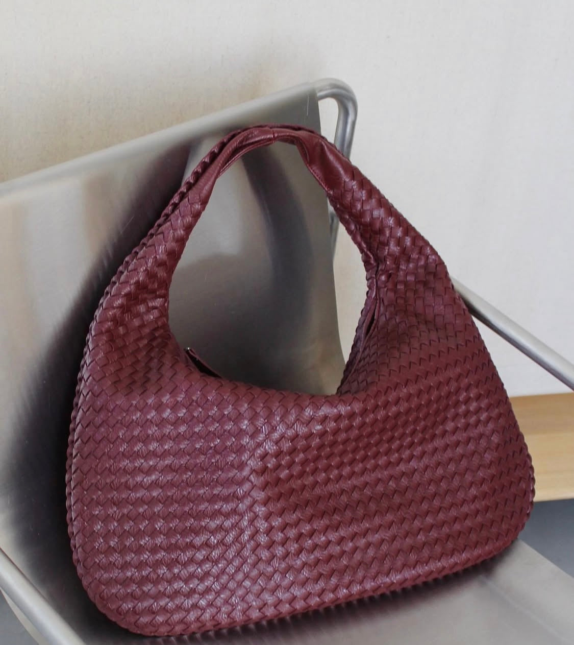 Sac Hobo Tressé – Cuir Bordeaux maison marhurine