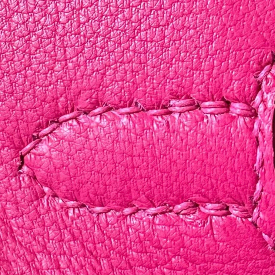 Sac à main en cuir rose fushia avec cadenas – maison mathurine